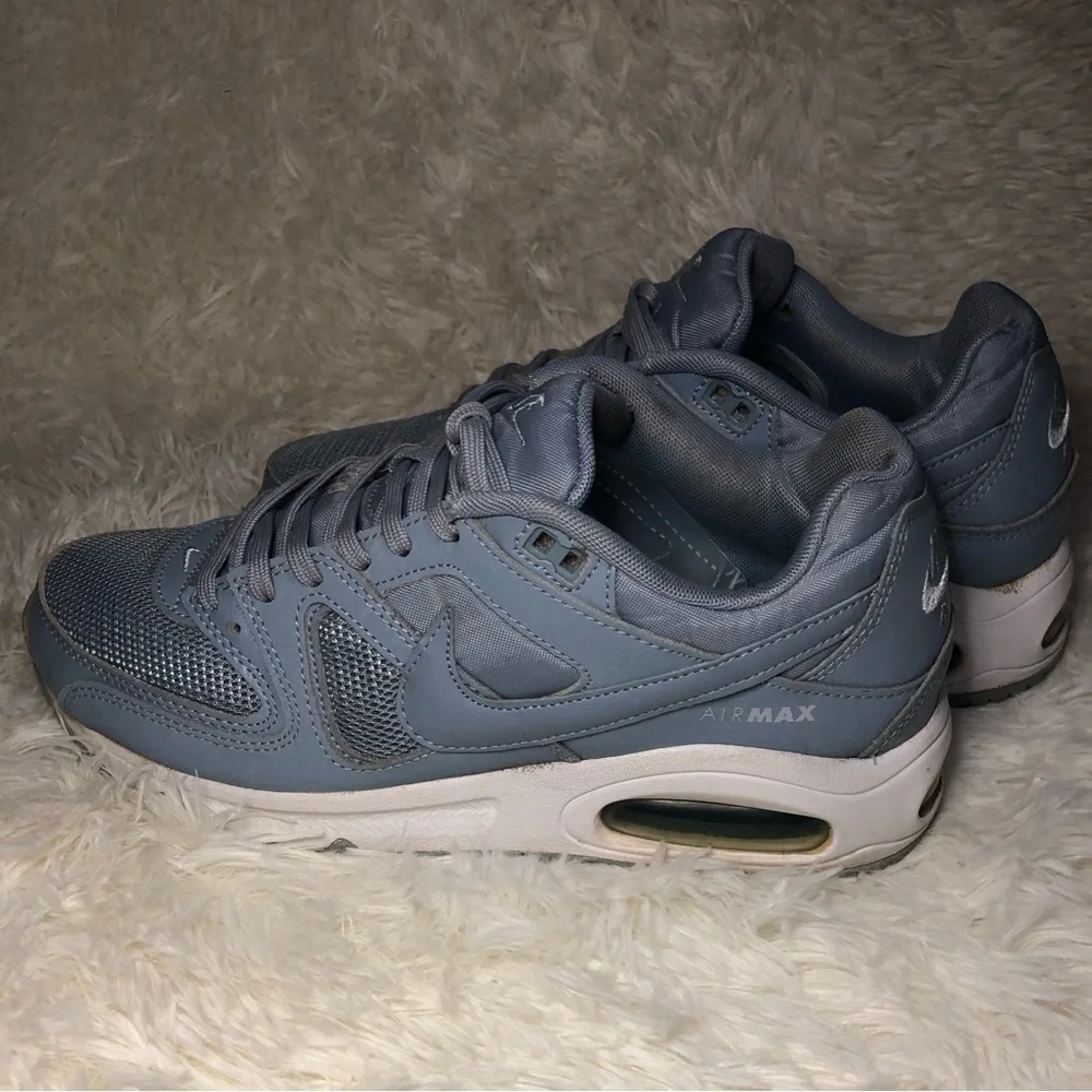 Nike Womens Air Max Command Blue Gray Lace Up Running Shoes size 8